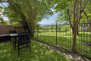 3413 Clearview Cir, Houston, TX 77025 - Photo 15