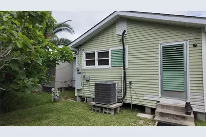5507 Avenue P, Galveston, TX 77551 - Photo 11