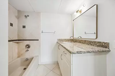 3350 McCue Road #1501, Houston, TX 77056 - Photo 15