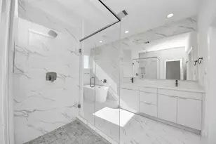 2104 Diagonal Ln, Houston, TX 77051 - Photo 25