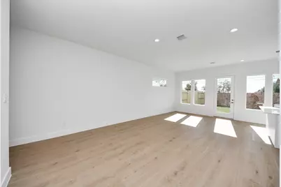 2104 Diagonal Lane, Houston, TX 77051 - Photo 13