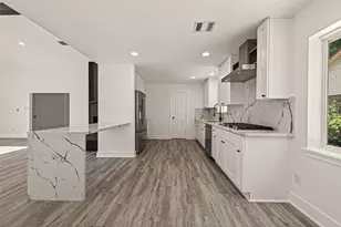 9519 Moorberry Ln, Houston, TX 77080 - Photo 21