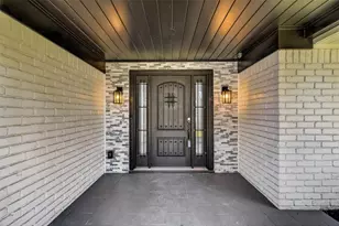 9519 Moorberry Ln, Houston, TX 77080 - Photo 3