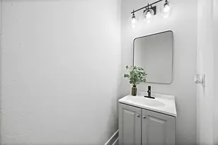8445 Furray A/B Rd, Houston, TX 77028 - Photo 5