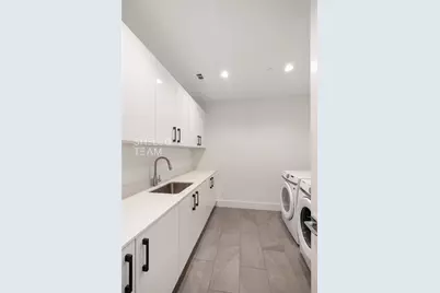 808 Crawford St #4114, Houston, TX 77010 - Photo 17