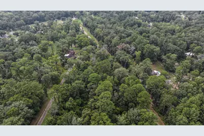 1 Cherry Laurel Ln, New Caney, TX 77357 - Photo 7