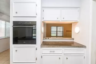 12022 Scottsdale Dr, Meadows Place, TX 77477 - Photo 15