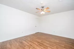 12022 Scottsdale Dr, Meadows Place, TX 77477 - Photo 23