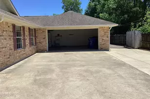 108 Greenleaf Dr, Lumberton, TX 77657 - Photo 9