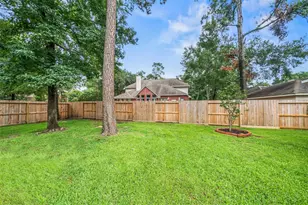10 Dove Trace Cir, The Woodlands, TX 77382 - Photo 17