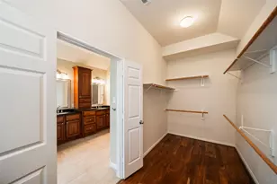 10 Dove Trace Cir, The Woodlands, TX 77382 - Photo 11