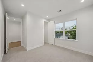 617 Bomar St, Houston, TX 77006 - Photo 33