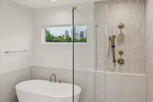 617 Bomar St, Houston, TX 77006 - Photo 27