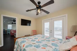 610 Surf Dr, Surfside Beach, TX 77541 - Photo 17