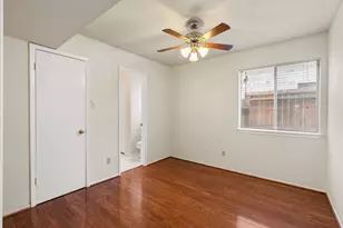 7410 Seton Lake Dr, Houston, TX 77086 - Photo 13