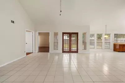 7410 Seton Lake Drive, Houston, TX 77086 - Photo 9