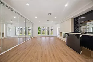 7618 Bankside Dr, Houston, TX 77071 - Photo 3