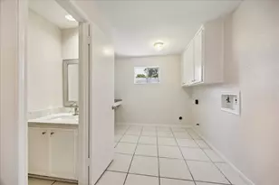 7618 Bankside Dr, Houston, TX 77071 - Photo 13