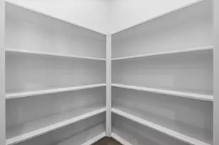 544 Newcomb Holw Dr, Conroe, TX 77304 - Photo 9