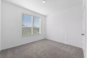 544 Newcomb Holw Dr, Conroe, TX 77304 - Photo 21