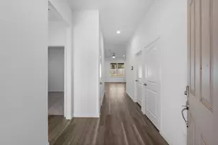 544 Newcomb Holw Dr, Conroe, TX 77304 - Photo 3