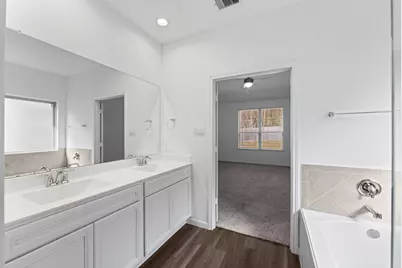 544 Newcomb Hollow Drive, Conroe, TX 77304 - Photo 17