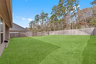 544 Newcomb Holw Dr, Conroe, TX 77304 - Photo 29