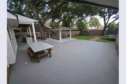 9726 New Kent Drive, Sugar Land, TX 77498 - Photo 23