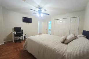 9726 New Kent Dr, Sugar Land, TX 77498 - Photo 19