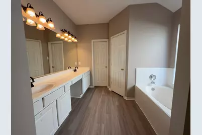 2530 Chatford Hollow Lane, Houston, TX 77014 - Photo 13