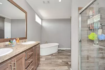 4731 Belton Lane Extension, Anahuac, TX 77514 - Photo 29