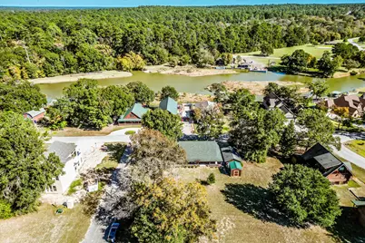 71 Hunters Creek Drive, Huntsville, TX 77340 - Photo 49