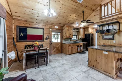 71 Hunters Creek Drive, Huntsville, TX 77340 - Photo 23