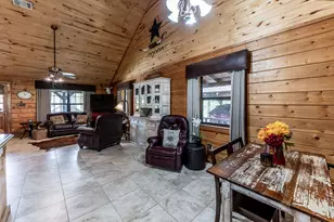 71 Hunters Creek Dr, Huntsville, TX 77340 - Photo 21