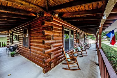 71 Hunters Creek Drive, Huntsville, TX 77340 - Photo 11