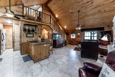 71 Hunters Creek Drive, Huntsville, TX 77340 - Photo 13