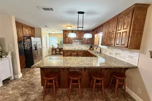 6214 1st St, Danbury, TX 77534 - Photo 9