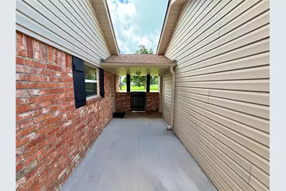6214 1st Street, Danbury, TX 77534 - Photo 27