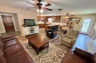 6214 1st St, Danbury, TX 77534 - Photo 15