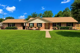 6214 1st St, Danbury, TX 77534 - Photo 1