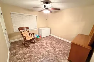 6214 1st St, Danbury, TX 77534 - Photo 17
