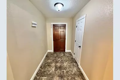 6214 1st Street, Danbury, TX 77534 - Photo 3