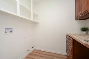9719 Springmont Dr, Houston, TX 77080 - Photo 31