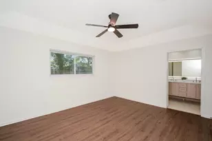 9719 Springmont Dr, Houston, TX 77080 - Photo 11