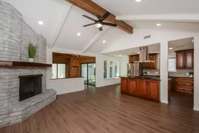 9719 Springmont Drive, Houston, TX 77080 - Photo 23