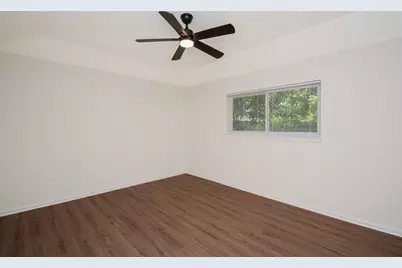 9719 Springmont Drive, Houston, TX 77080 - Photo 9