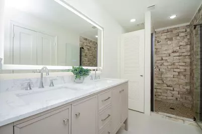 9719 Springmont Drive, Houston, TX 77080 - Photo 3