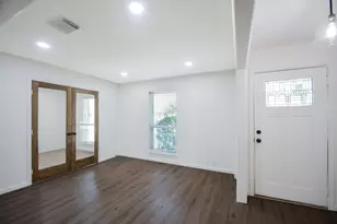 9719 Springmont Dr, Houston, TX 77080 - Photo 19