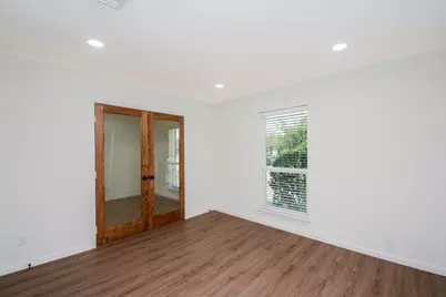 9719 Springmont Drive, Houston, TX 77080 - Photo 17