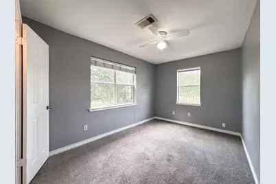 4717 Heron Street, Hitchcock, TX 77563 - Photo 17